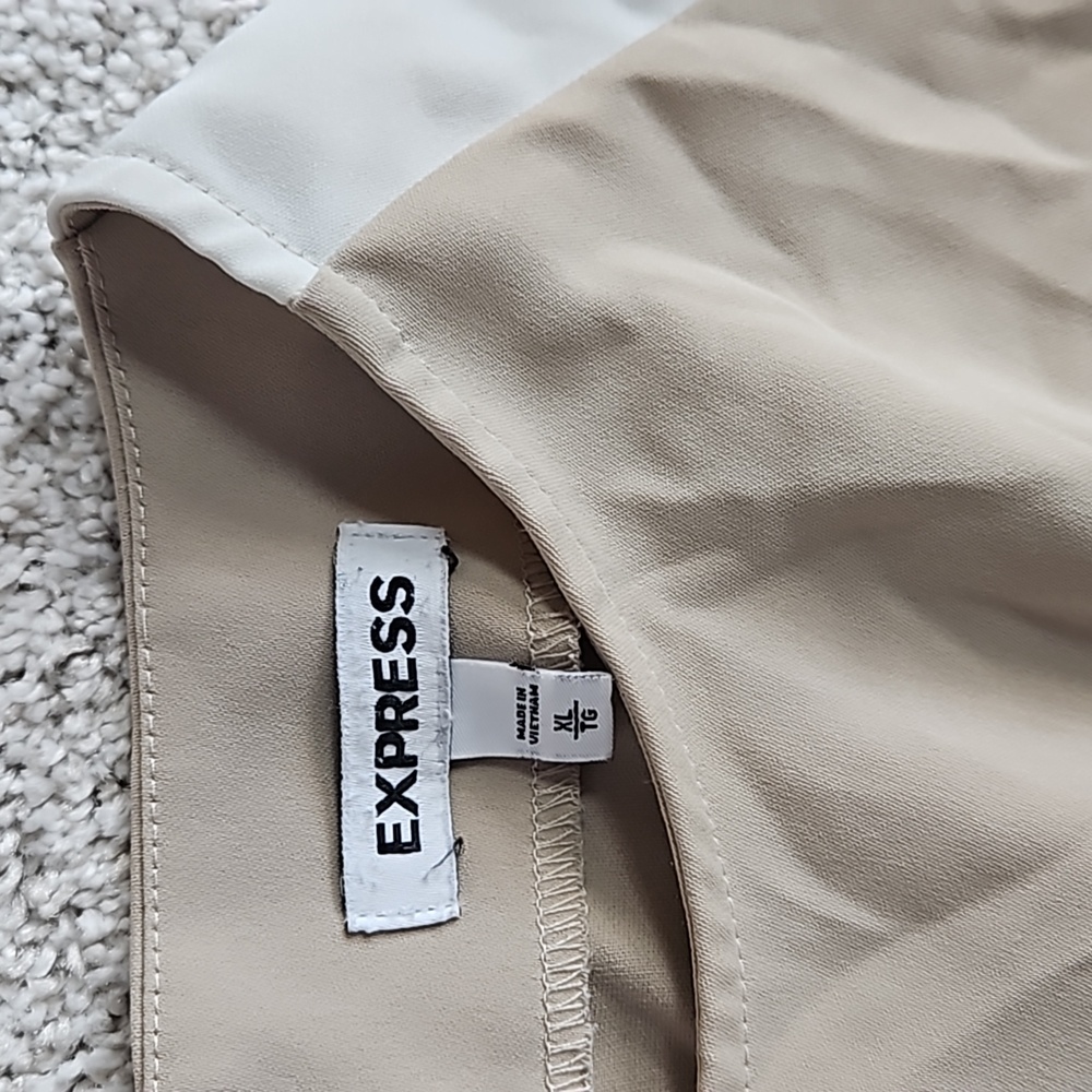 Express Top - Picture 4 of 4